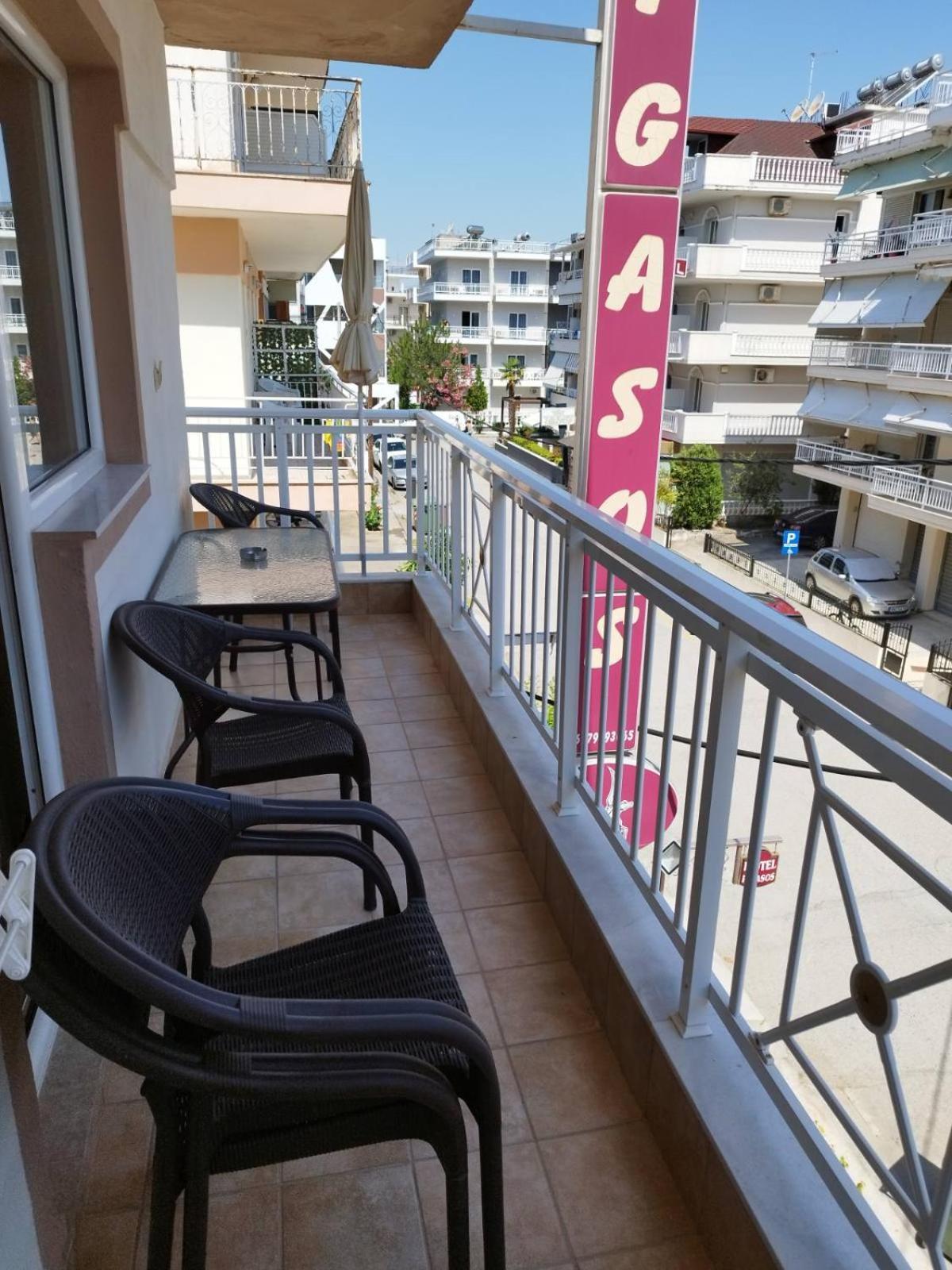 Hotel Villa Pigasos Paralía 外观 照片