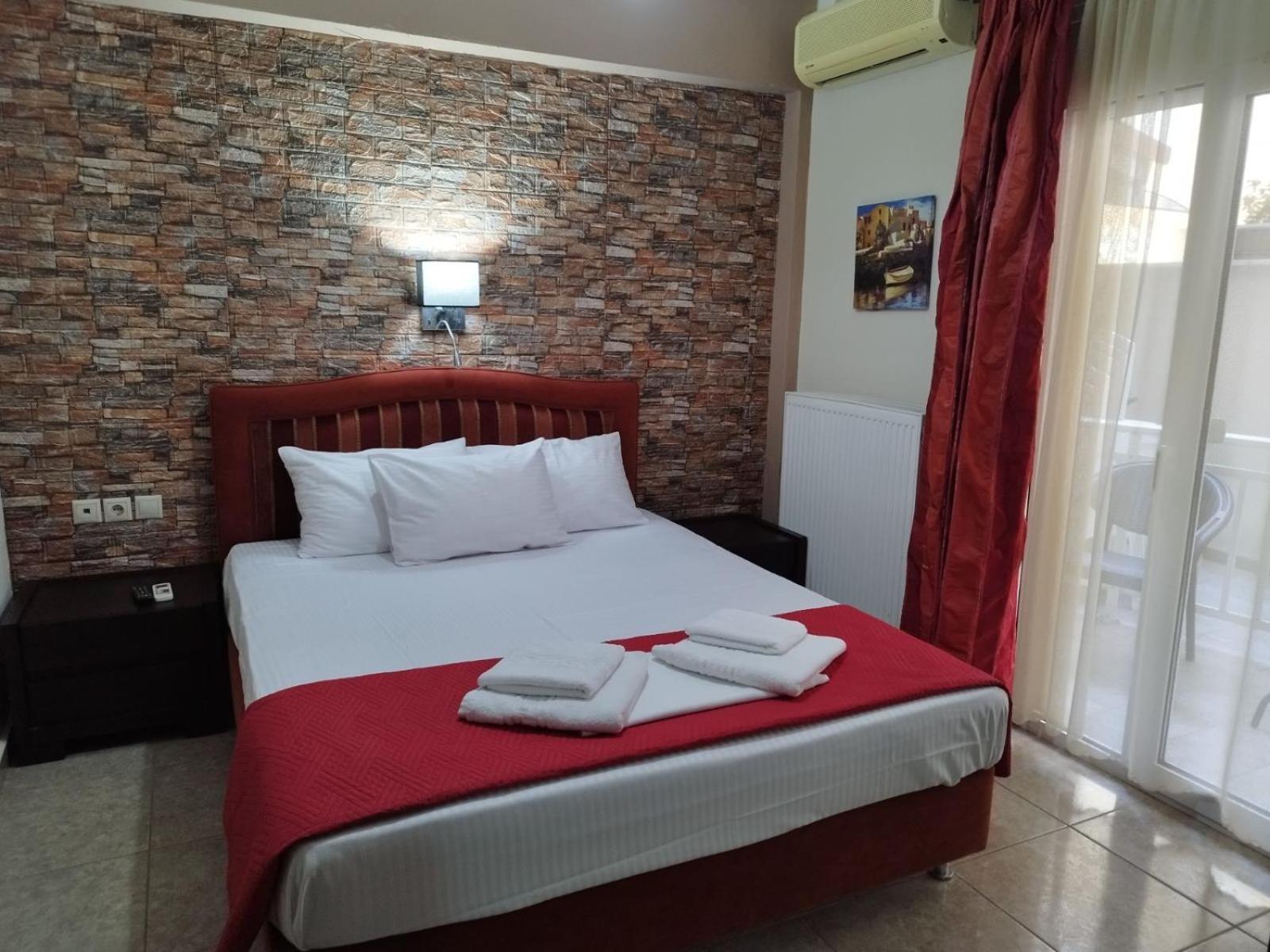 Hotel Villa Pigasos Paralía 外观 照片