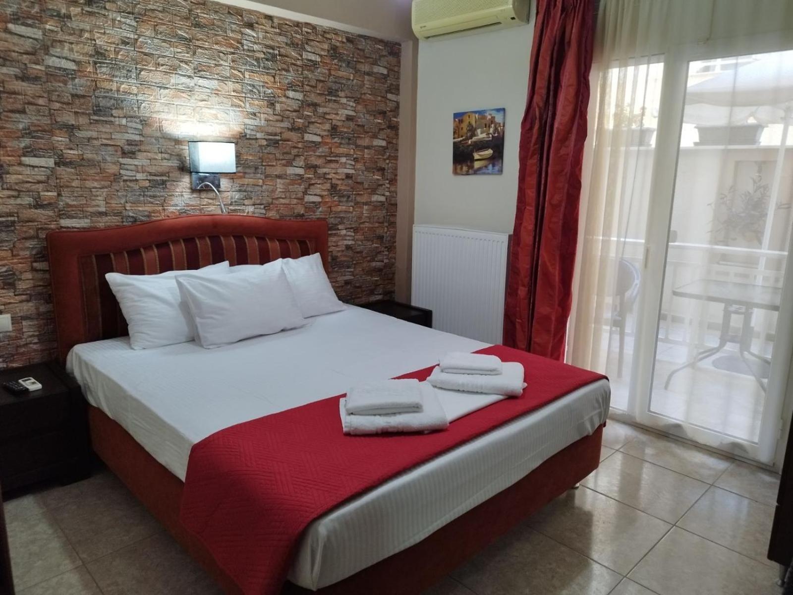 Hotel Villa Pigasos Paralía 外观 照片