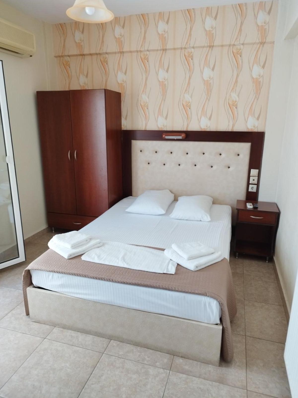 Hotel Villa Pigasos Paralía 外观 照片