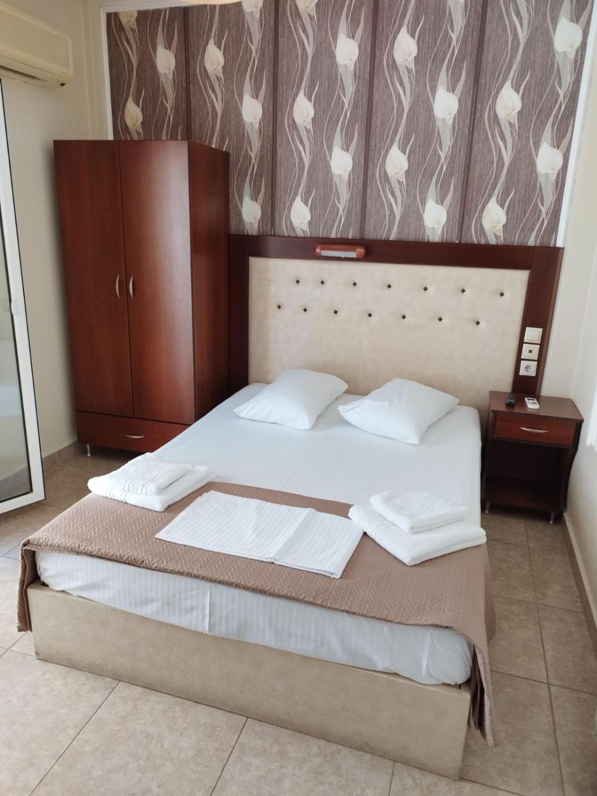 Hotel Villa Pigasos Paralía 外观 照片