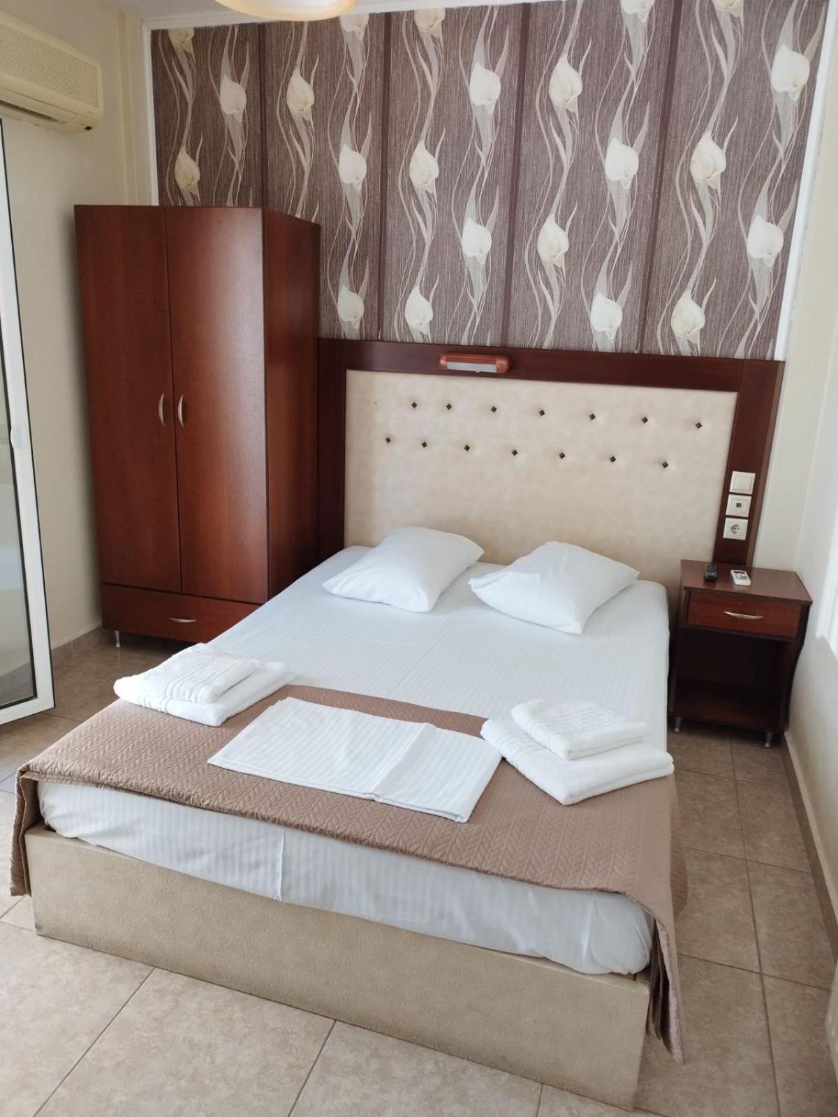 Hotel Villa Pigasos Paralía 外观 照片