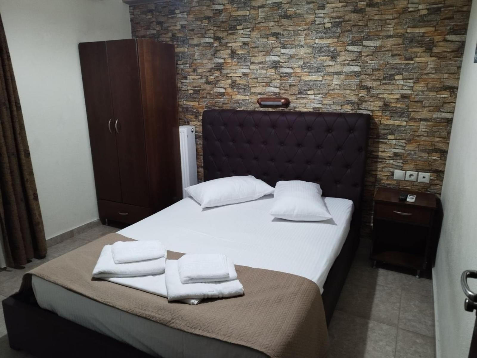 Hotel Villa Pigasos Paralía 外观 照片