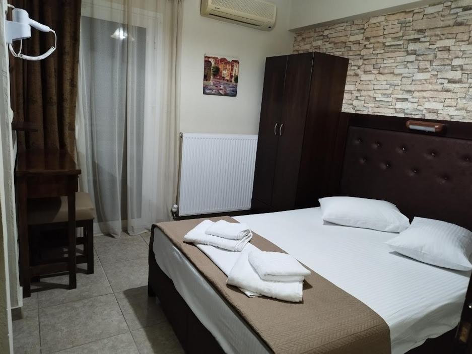 Hotel Villa Pigasos Paralía 外观 照片