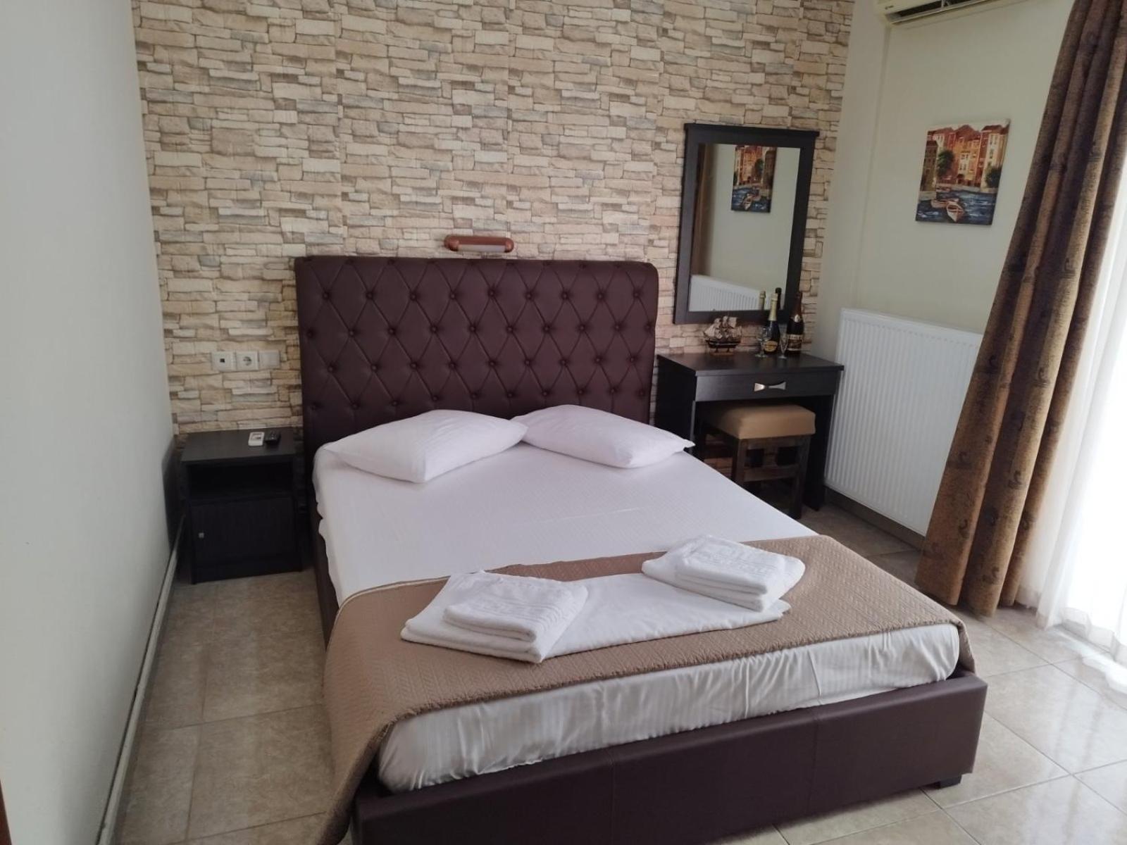 Hotel Villa Pigasos Paralía 外观 照片